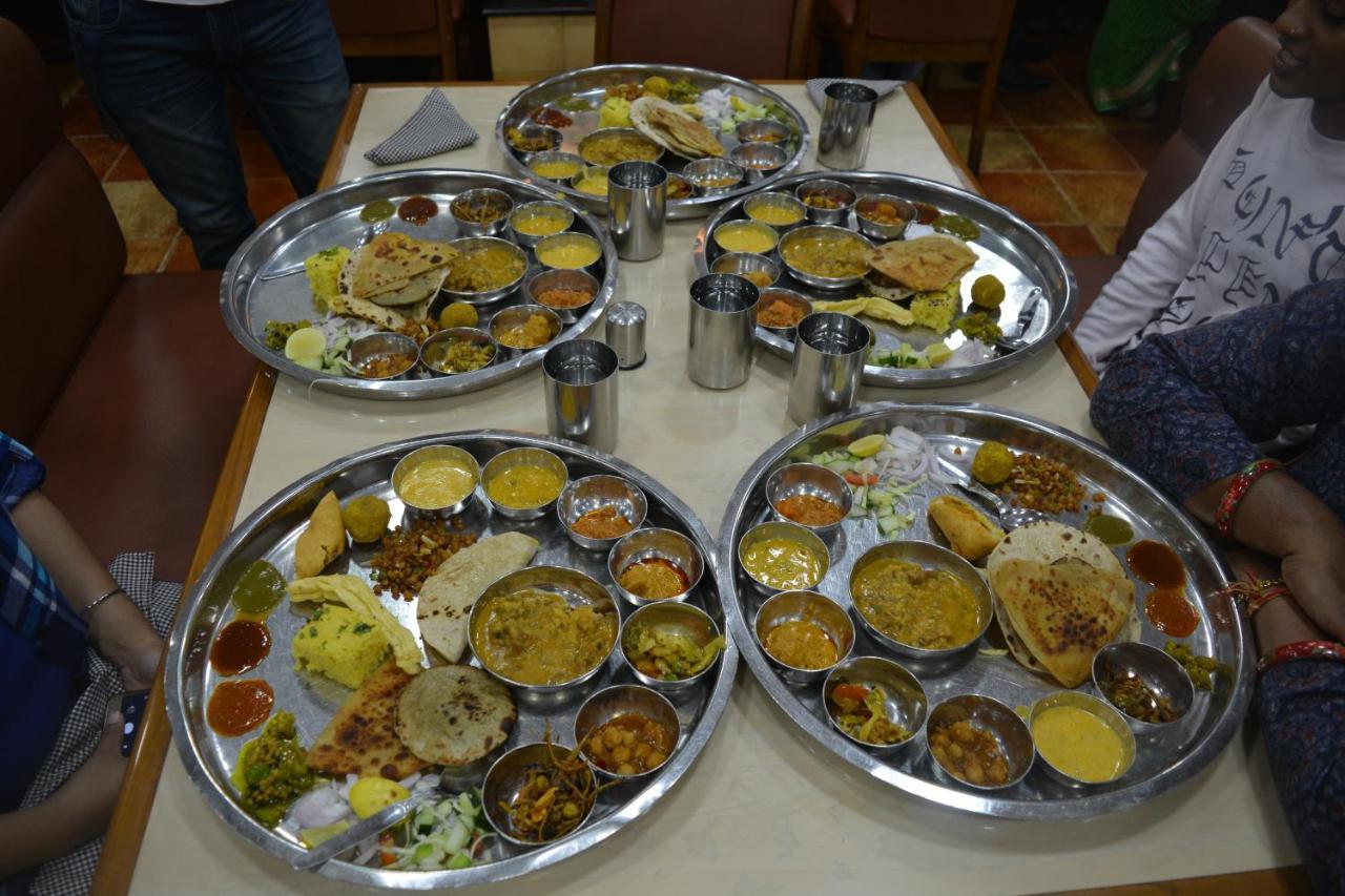 Pratibha Home Stay Jabalpur Dış mekan fotoğraf